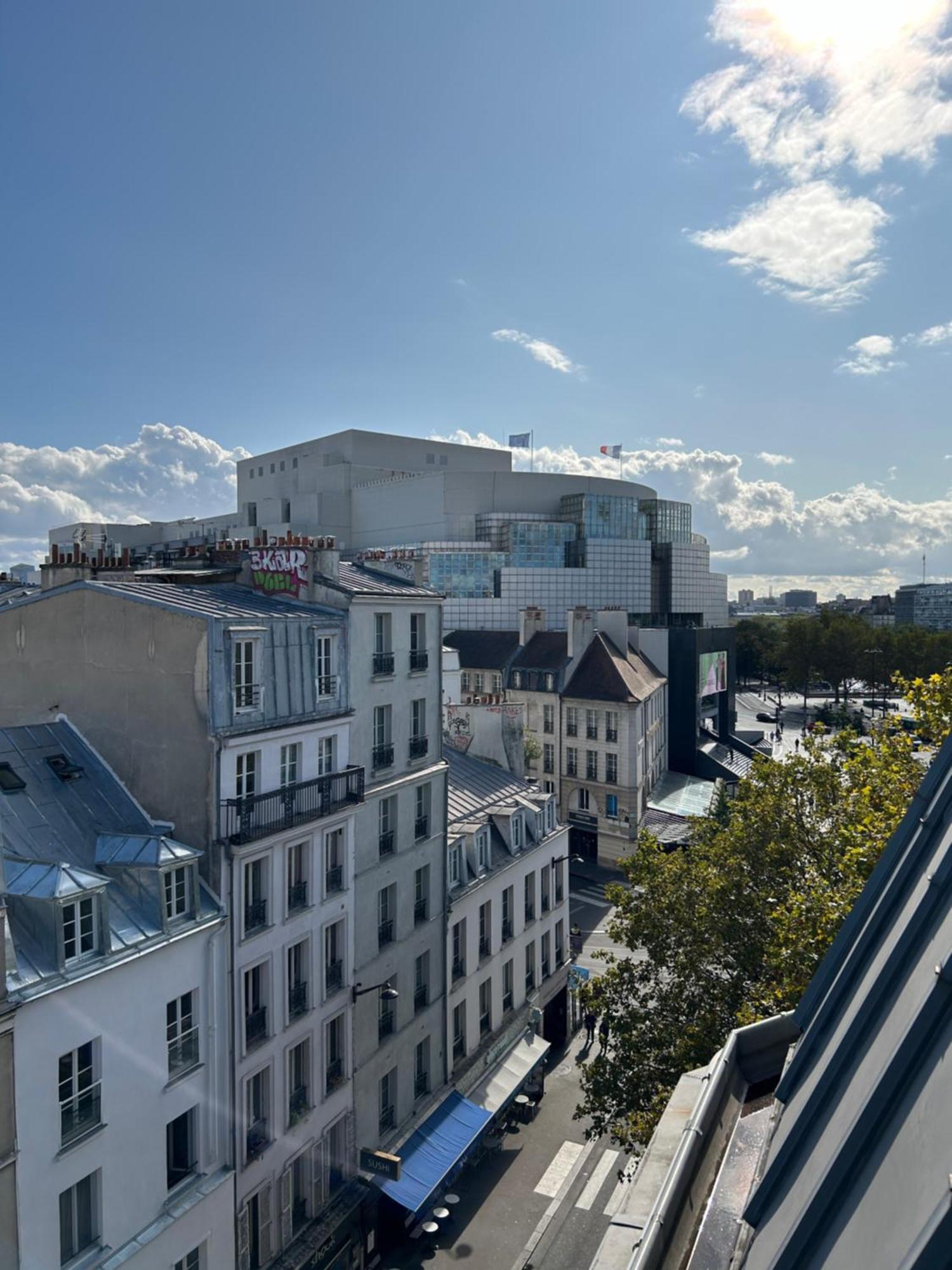 Studio Entierement Renove Avec Balcon Place De La Bastille Paris Exterior photo